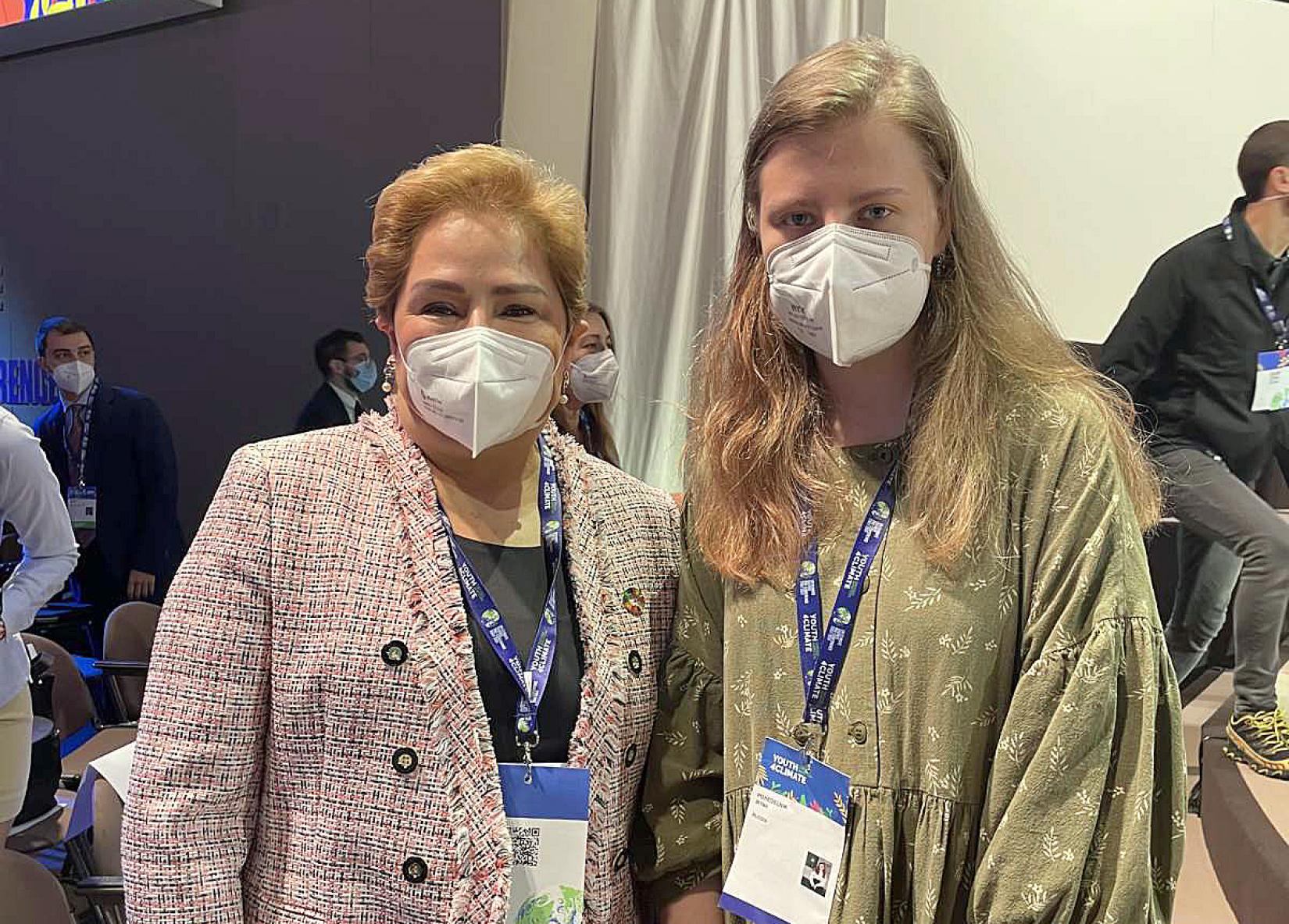 Ирина Понедельник и Патрисия Эспиноса, Исполнительный секретарь Рамочноюй конвенции ООН изменении климата.