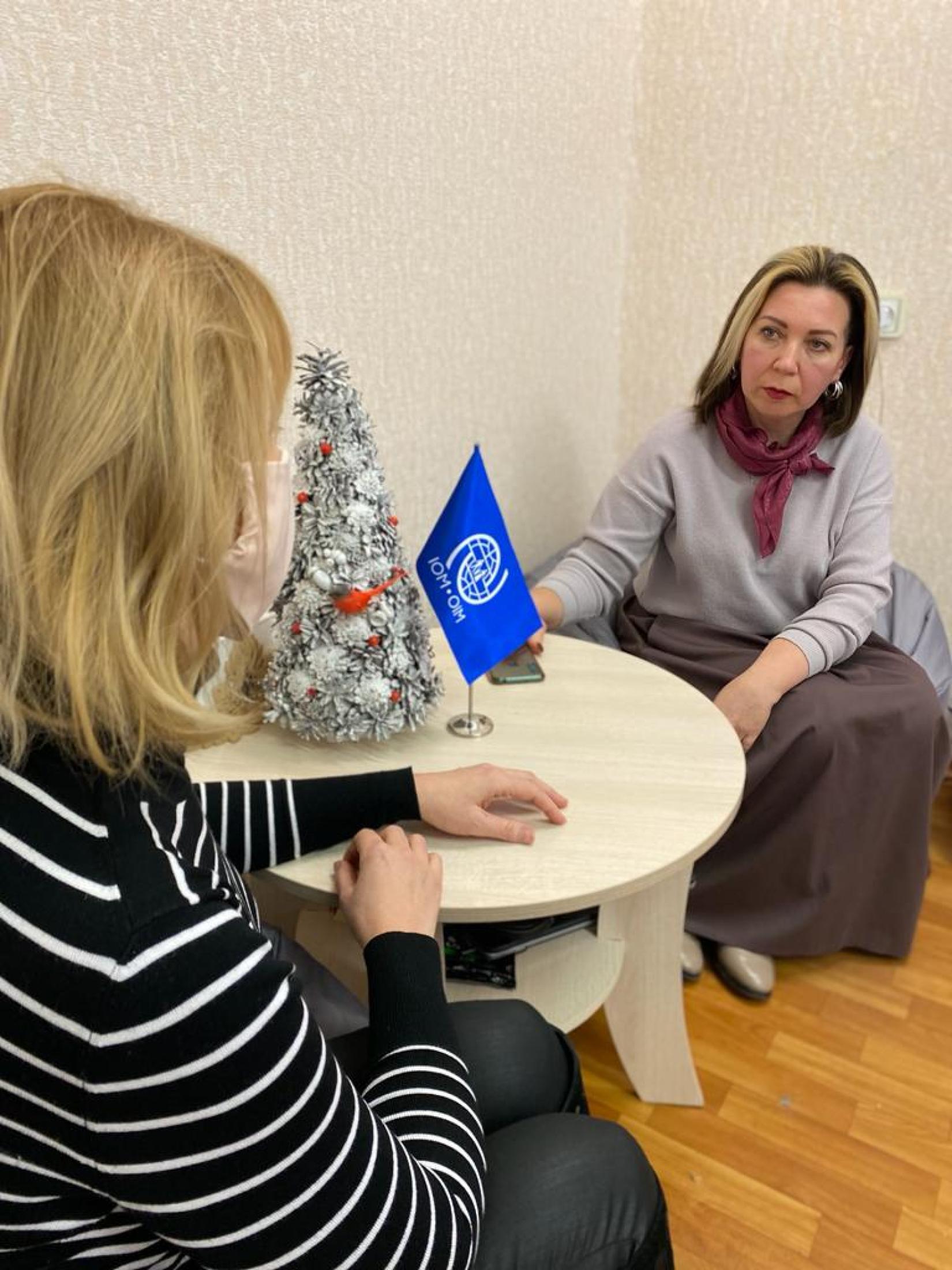 IOM provides healthcare and psychological assistance services, assists refugees from Ukraine  with professional training and retraining courses, helps with necessary documents