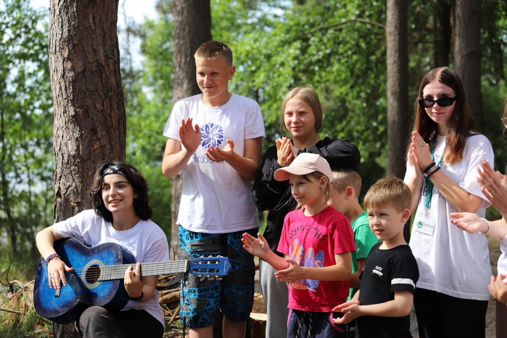 С 10 по 14 июля 2023 года 40 молодых людей из районов Витебской области приняли участие в летнем лагере по экологическому волонерству «Заповедное Поозерье».